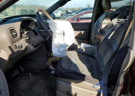 2003 Dodge Grand Caravan Es z USA, uszkodzony, nr VIN 2D4GP54L63R107921